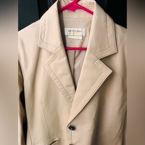 Women’s Vintage Leather Bloomingdale's Cream Blazer